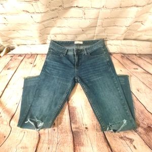 Free People Busted Knees Size 28 Jeans Destroyed Raw Hem Jeans
